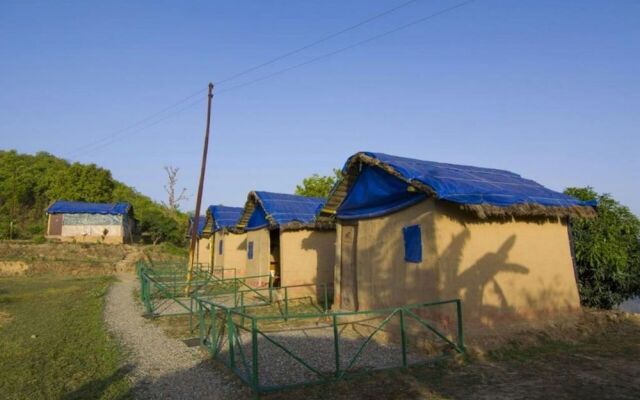 Goroomgo Whistling Woods Camp Nainital