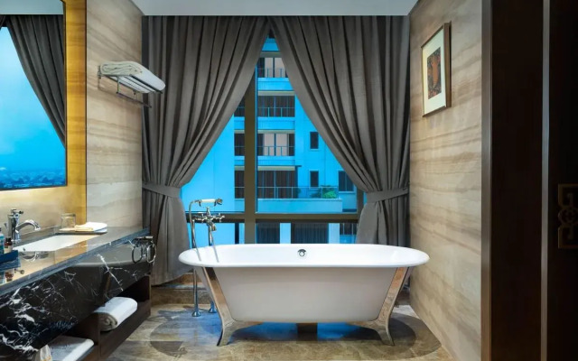 Hotel Tentrem Semarang