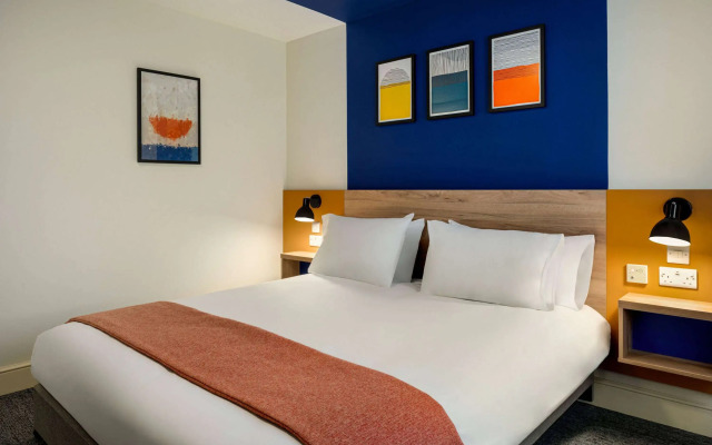 Days Inn by Wyndham Chesterfield Tibshelf
