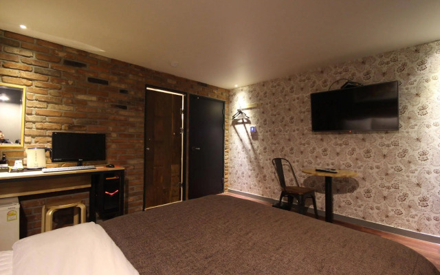 Hotel the Lua