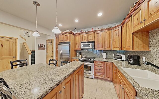 Sb206 2 Bedroom Condo