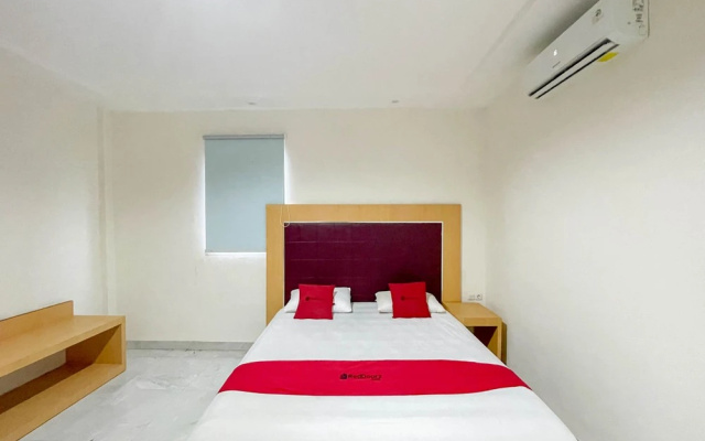 RedDoorz @ Wisma Graha Andi Djemma – Guest Rooms – Maros