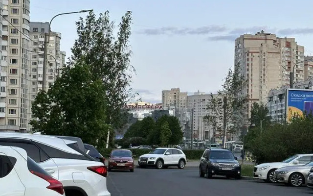 Апартаменты на проспекте Комендантский