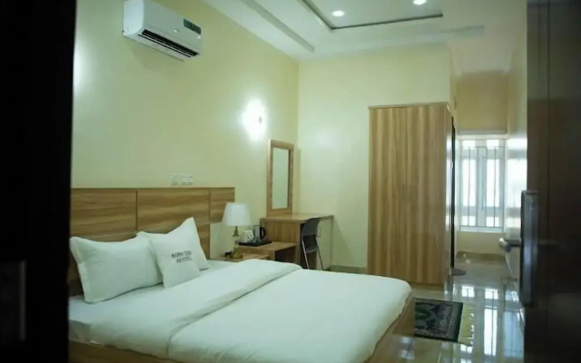 Mamma Chare Hotel