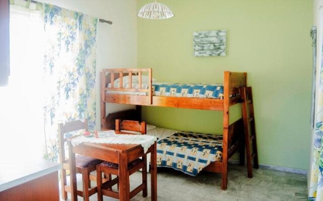 Yiannis Apartments