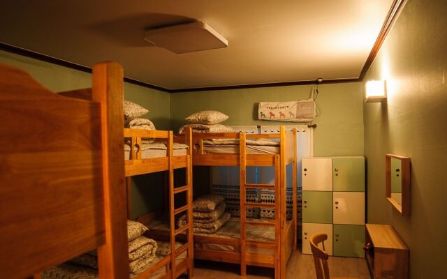 Yeobyul Guesthouse - Hostel