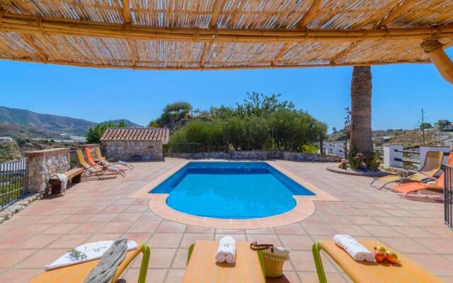 Cortijo El Palmarillo Motril by Ruralidays