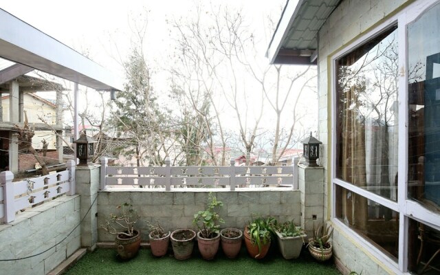 OYO 12858 Home 3BHK The Pavalion