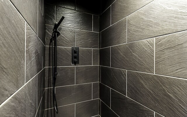 Stunning 5 Bed House in Willesden Green!