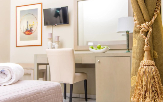 Diogenis Hotel