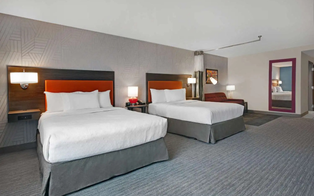 Home2 Suites by Hilton Asheville Airport