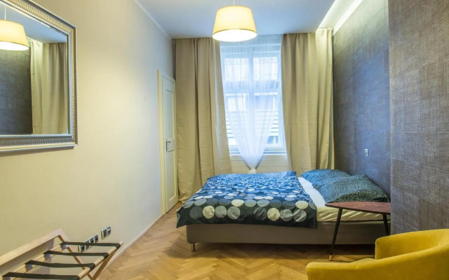 Exclusive 3 Bedroom Top-Notch Flat, Great Location