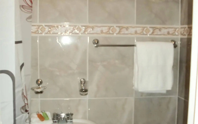 Adam Suites