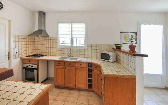 Spacious Holiday Home in Aigues Vives