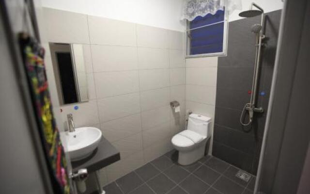 Come Inn Homestay 1379