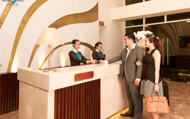 Ninh Kieu Riverside Hotel