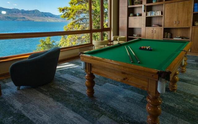 Park Lake Luxury Hotel
