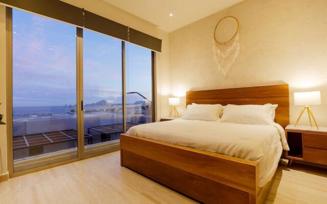 Vista Vela 2103 3 BR by Casago