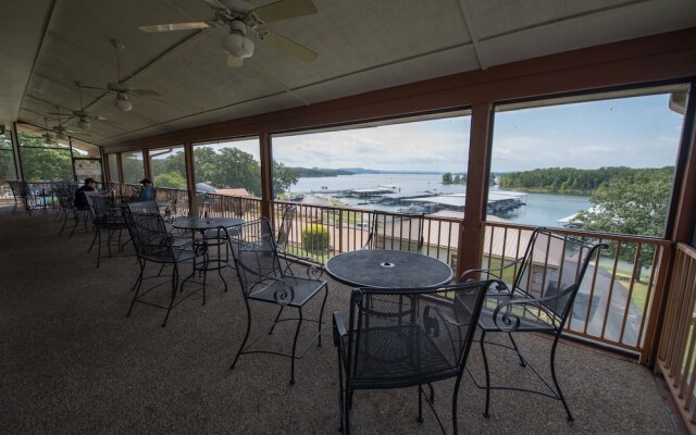 Ramada by Wyndham Branson Yacht Club