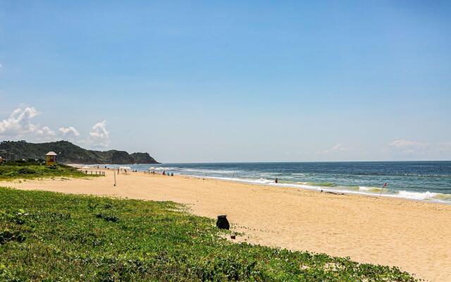 Apto novo e sofisticado a 150m Praia Brava ABC201