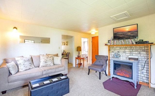 Crabbin Cabin Westport