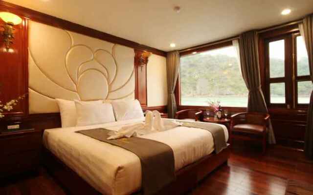 Alova Gold Cruises Halong