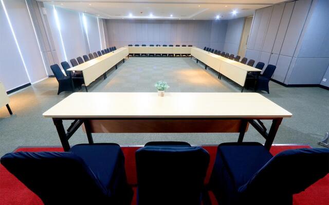 Hotel Dafam Pacific Caesar Surabaya