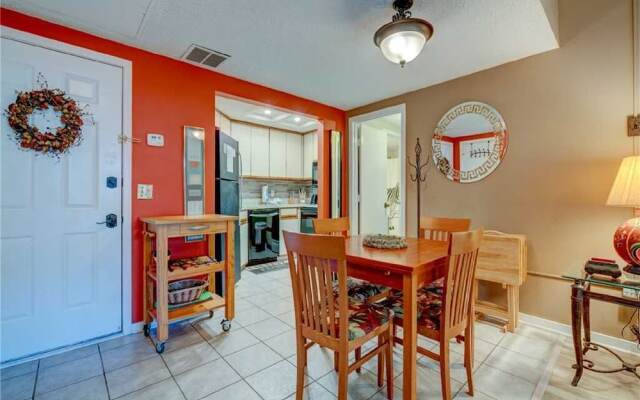 Village House 101 - Two Bedroom Condo