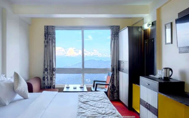 Goroomgo Himalayan Wind Horse Darjeeling
