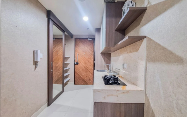 Cozy And Warm Studio Room At Uttara The Icon Apartment