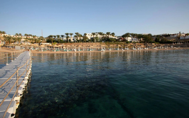 Domina Coral Bay Aquamarine Hotel & Resort