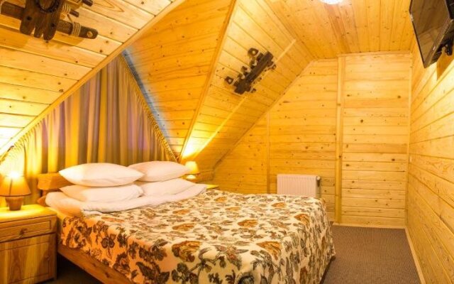 Hotel Plus