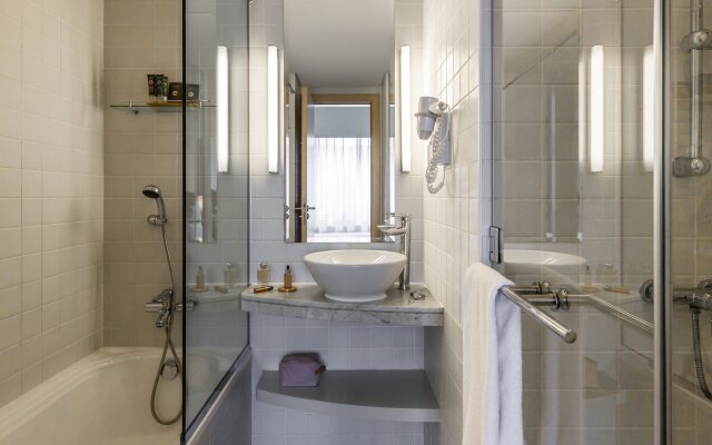 Hotel Novotel Suites Mall Avenue Dubai