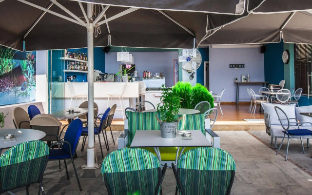 Hotel Apanema Vivari