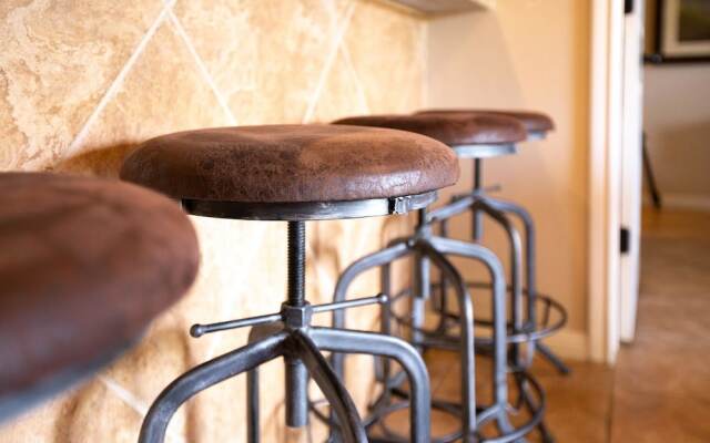 Parker River Haus Vg106 3 Bedroom Condo by RedAwning