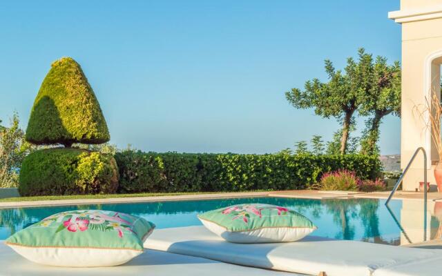 Villa Iris Luxury House