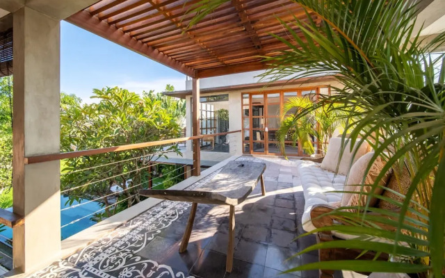 Stunning 4BR Private Villa in Canggu