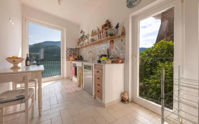 Letizia Lake House Panoramic View