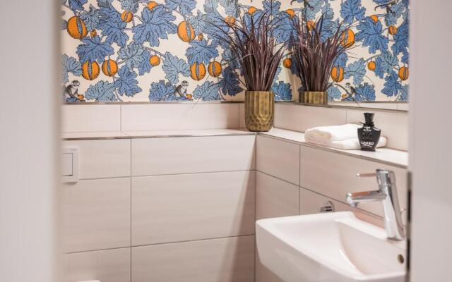 Luxus FeWo 122 m² direkt am Wasser mit Boot