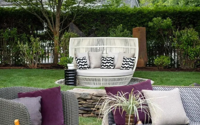 The Richard, The Edgartown Collection