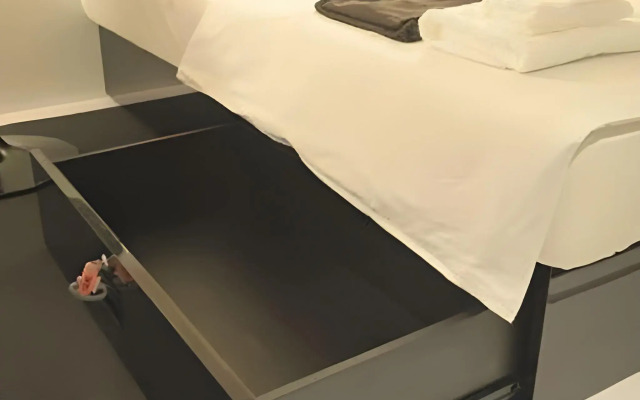 First Cabin Midousuji - Namba