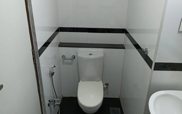 Chandra Royal Inn