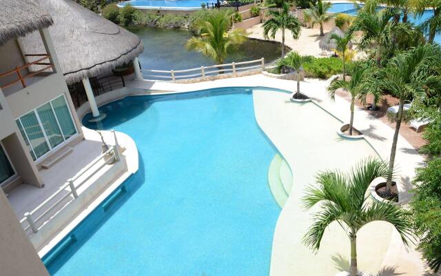 Coral Maya Stay Suites