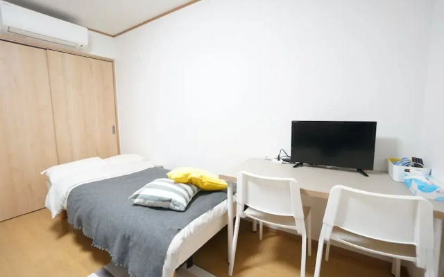 Terry's Apartment Namba South V C02B