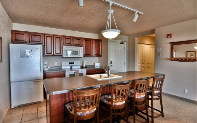 Unit 303 BD/ 2 BA