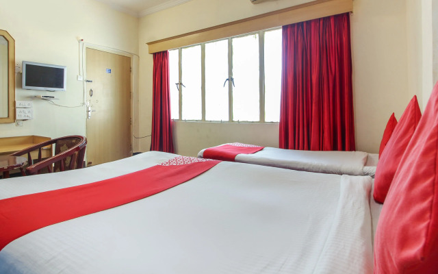OYO 12237 Luxury Villas