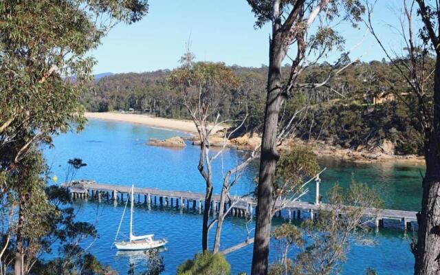 Canoon - 4 Bedroom, Pet Friendly home