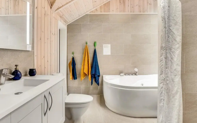 5 Star Holiday Home in Vaeggerlose