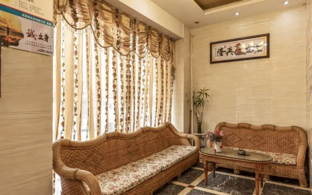 Donghao Hotel (Xichang tourism distribution center store)