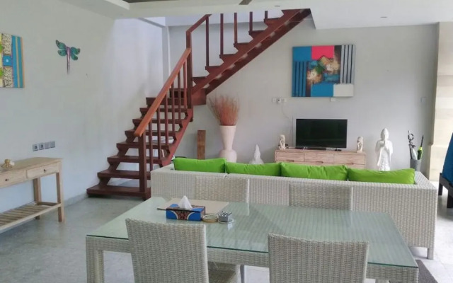 Sunshoot Villa Sandat